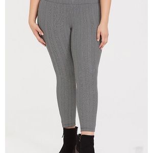 Torrid Studio Ponte Slim Fix Pixie Pant Black Herringbone Size 0